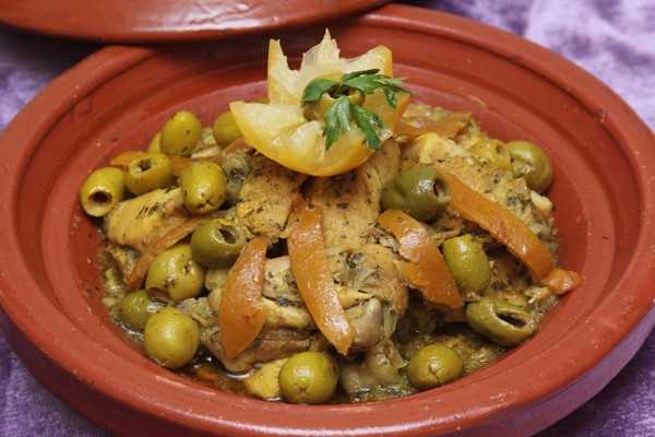 01 tajine de poulet aux olives et citron confit e1427531735957